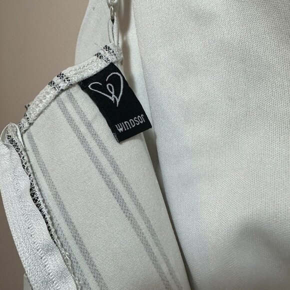 Windsor Stripped Cutout Dress Size L - Picture 4 of 6